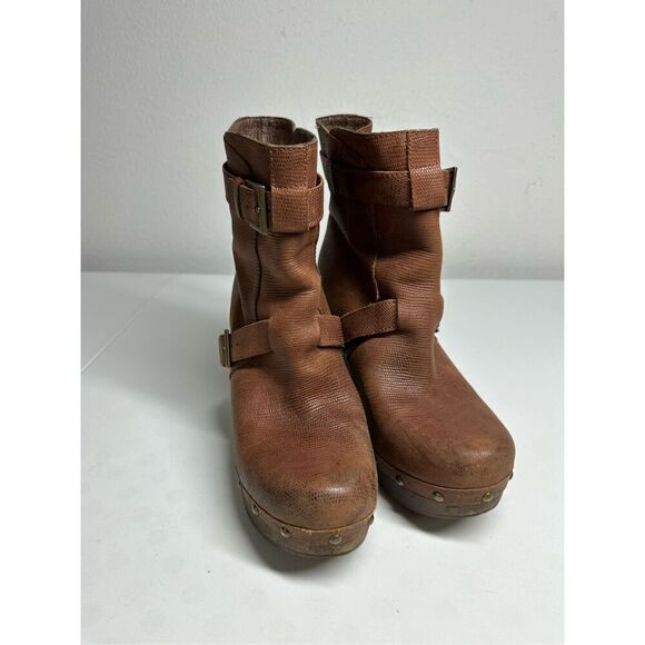 UGG Australia Women's Size 7 Brown Lizard Embossed Leather Ankle Boots See Note - Picture 2 of 16